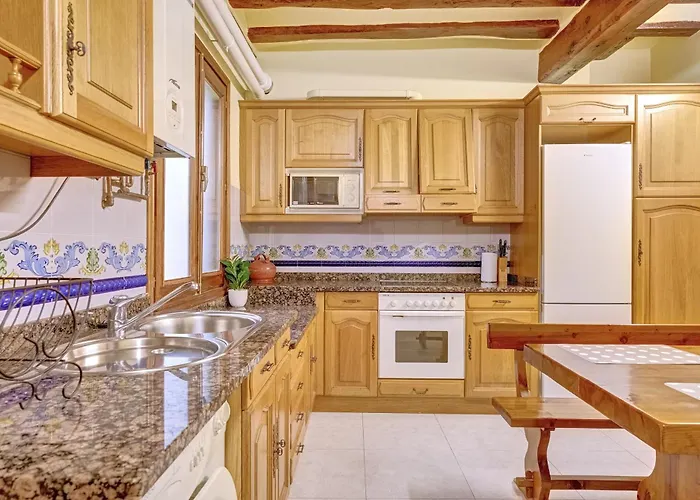 Casa Iruña Espacioso y con estilo