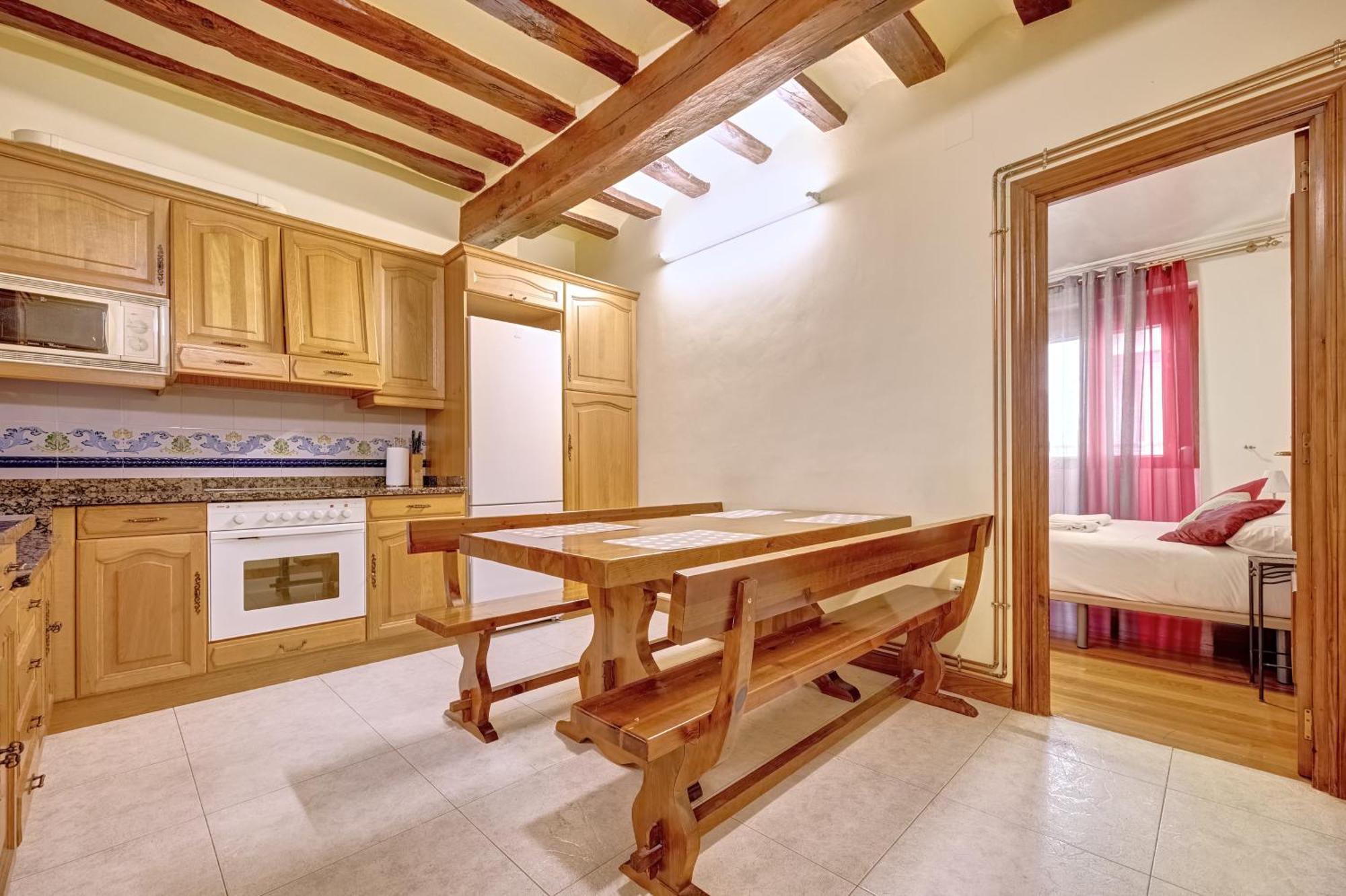Casa Iruña Espacioso Y Con Estilo